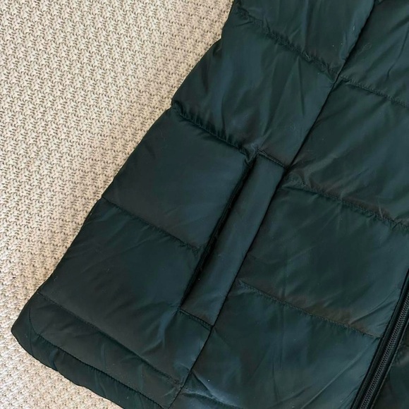 NWT J. Jill Dark Green Quilted Down Vest - Picture 8 of 11